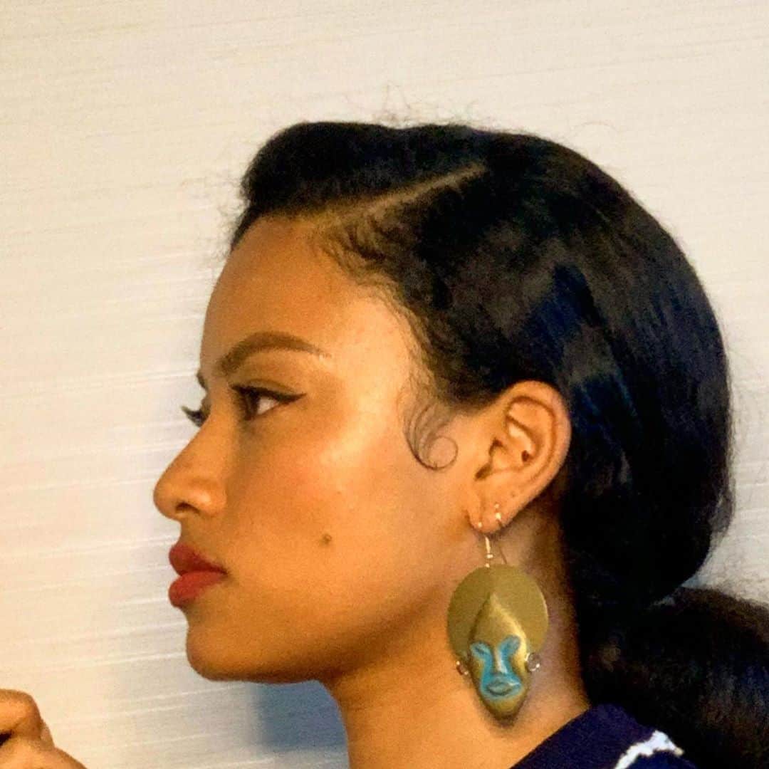 ティファニー・キャデラックのインスタグラム：「💙」