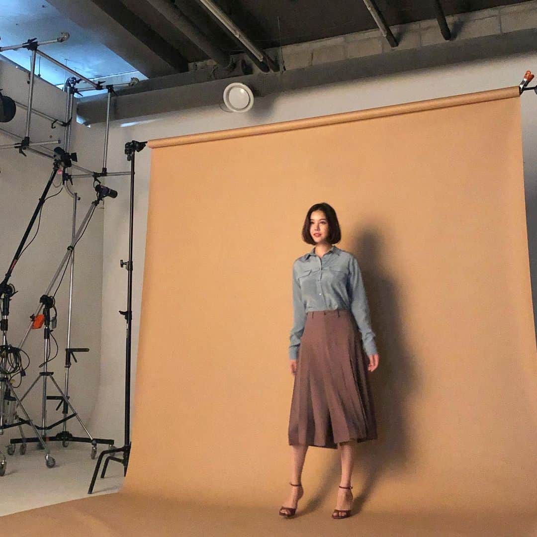 パク・ウンジさんのインスタグラム写真 - (パク・ウンジInstagram)「성격이 급한 저는..먼저 가을로 갔다왔어요🍂. . 이지쓰들 빗길에 안전 운전 하세요🙏. . @egeepark_official FW coming soon」8月6日 19時33分 - egeeparkcom