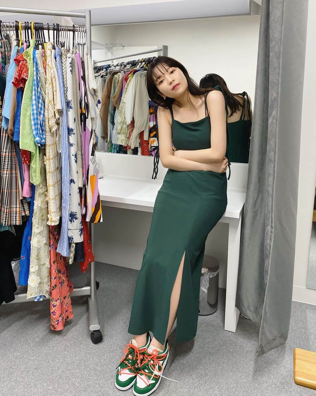 田中芽衣（めいめろ）さんのインスタグラム写真 - (田中芽衣（めいめろ）Instagram)「今日の私服はすごく緑でしたよ 🦖🩲🧤🐢🟢🧚🩱🐸🐊 #めいしふく」8月6日 19時30分 - mei_tnk