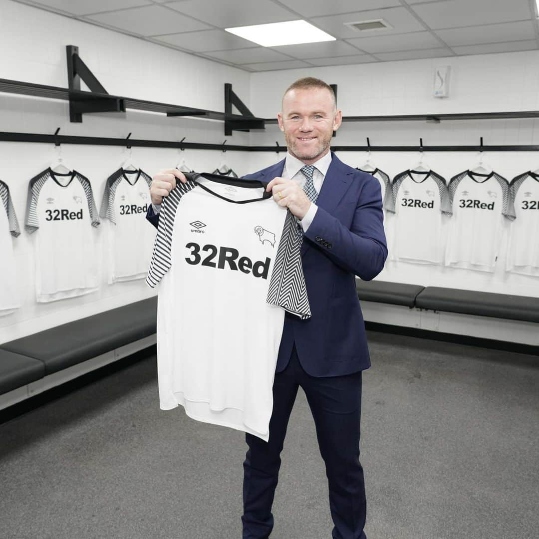 ウェイン・ルーニーさんのインスタグラム写真 - (ウェイン・ルーニーInstagram)「One year ago today 🙌🏼🐏🗓 @dcfcofficial」8月6日 19時54分 - waynerooney