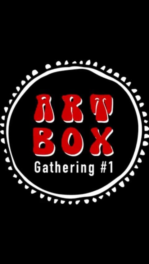 小野原聡のインスタグラム：「会期中である"ART BOX Gathering" #1 の　映像をつくって戴きました🙏✨  会場内の様子や作品の数々・混じり合う人々が映し出されています◎  ８月１０日迄を第一弾とし、更に８月１５日〜８月３０日を第二弾としてアーティストを入れ替え開催していきます。  長い合同展にはなりますが、お時間ある際は会場に是非足を運んでください☆  美味しいコーヒー☕️と開放感のある空間🌴でお待ちしてます。  映像担当 @teramboworks  音楽 @lin_da_mann   いつもお世話になってます🙏✨  参加アーティスト🎨 @davidyuto__  @miwakakuta  @nanasaki_yuri  @masayayamawaka  @hana_waragai  @james_ozawa_kerr  @satoshi_onohara   SPACE @space.banksia  @wetsand.coffeetogo.harajuku」