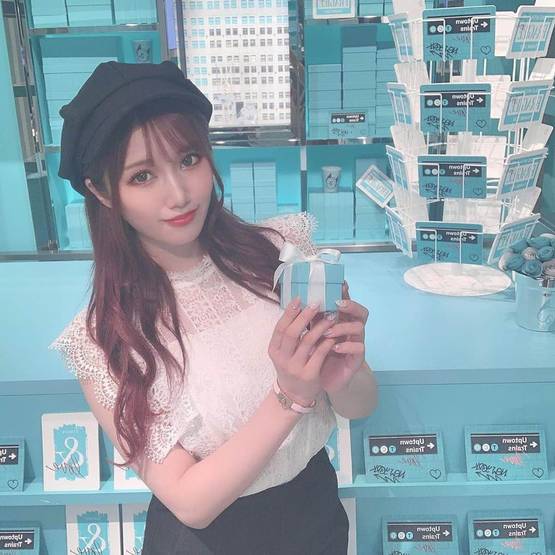 斎藤あみりさんのインスタグラム写真 - (斎藤あみりInstagram)「Tiffany catstreet🐈♡ ・ ・ ・ ・ #tiffanyblue#ティファニーカフェ  #斎藤あみり#av女優#プレステージ#自撮りlingerie#sexy#グラビア#性感女优 #女星#可爱#kawaii#selfie#photography」8月6日 20時13分 - amirichan123