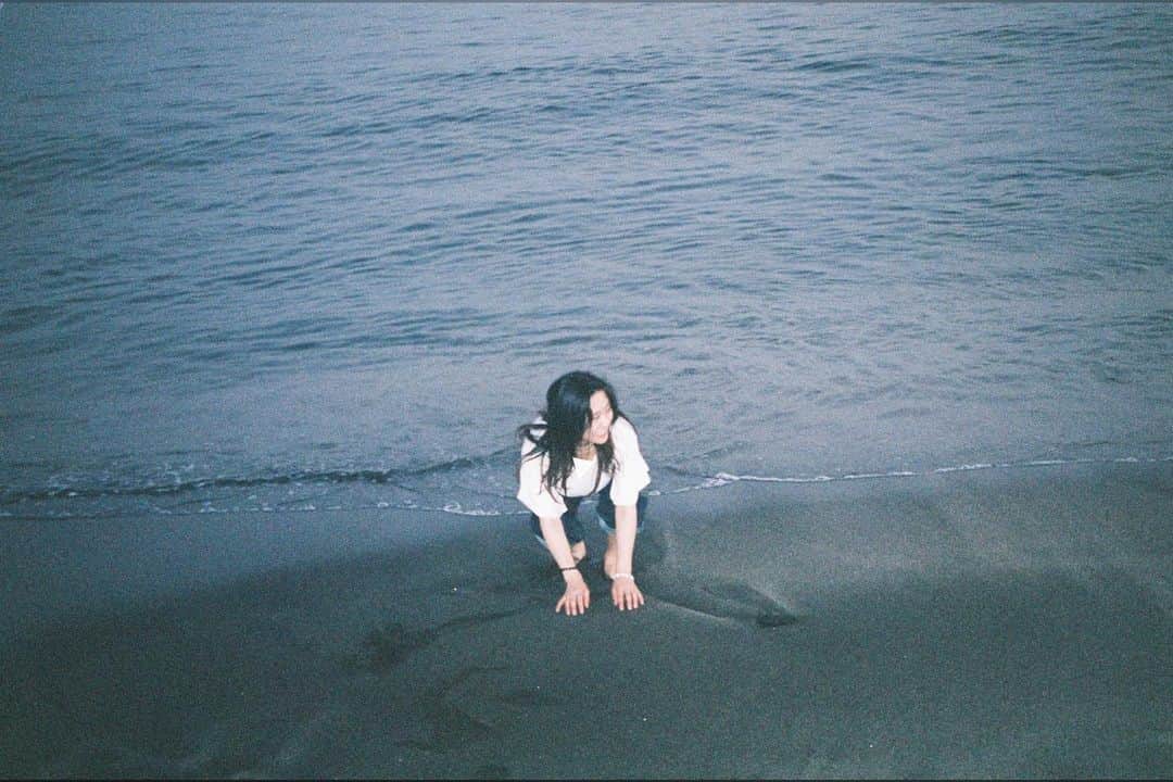 名倉七海さんのインスタグラム写真 - (名倉七海Instagram)「#nanamifilm_ もっと夏ぽいことしたい」8月6日 12時32分 - nanaminagura