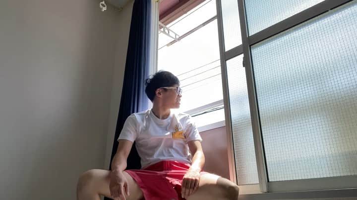 岡下雅典のインスタグラム：「暑くてどうにかなりそうやし マネージャーから今日の劇場公演中止のメールくるしもういやん❤️ 僕は今日も絶好調です❤️ みんなも元気やれよ❤️」
