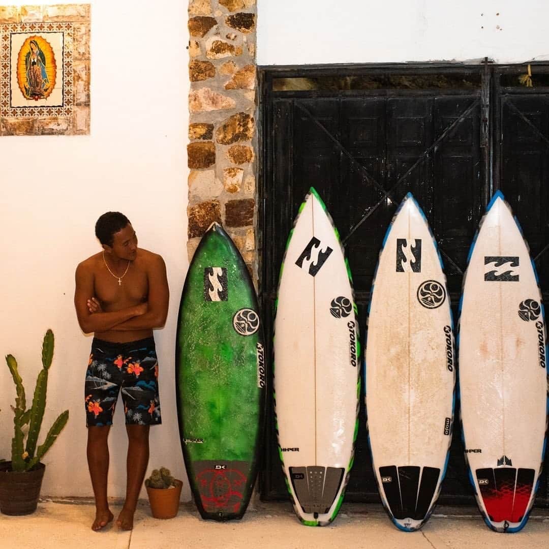 ビラボンのインスタグラム：「どれにしようか？  Which one would you take for a ride? ⠀⠀ #LifesBetterInBoardshorts」