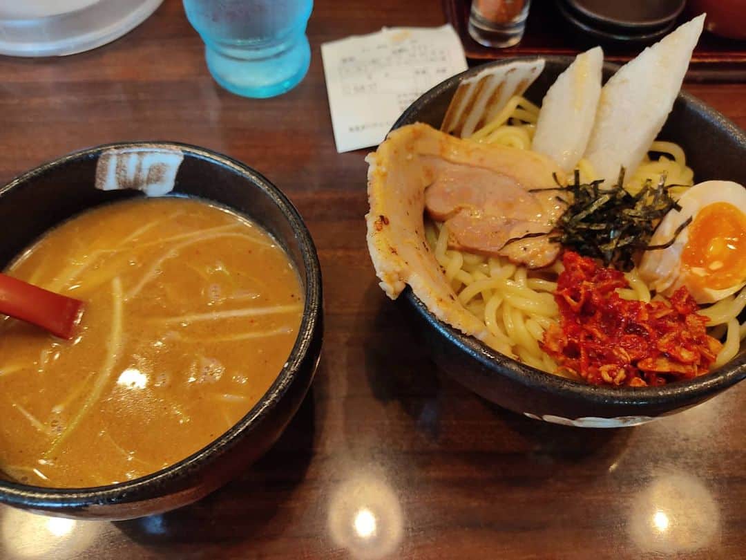 日向正樹さんのインスタグラム写真 - (日向正樹Instagram)「今日のお昼は仙台味噌のつけ麺です。 笹かま入ってる〜。」8月6日 13時44分 - hinatamasaki