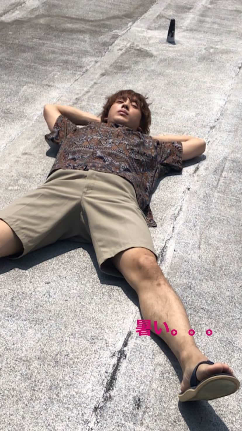 のインスタグラム：「暑い。 ブロマイド8月」