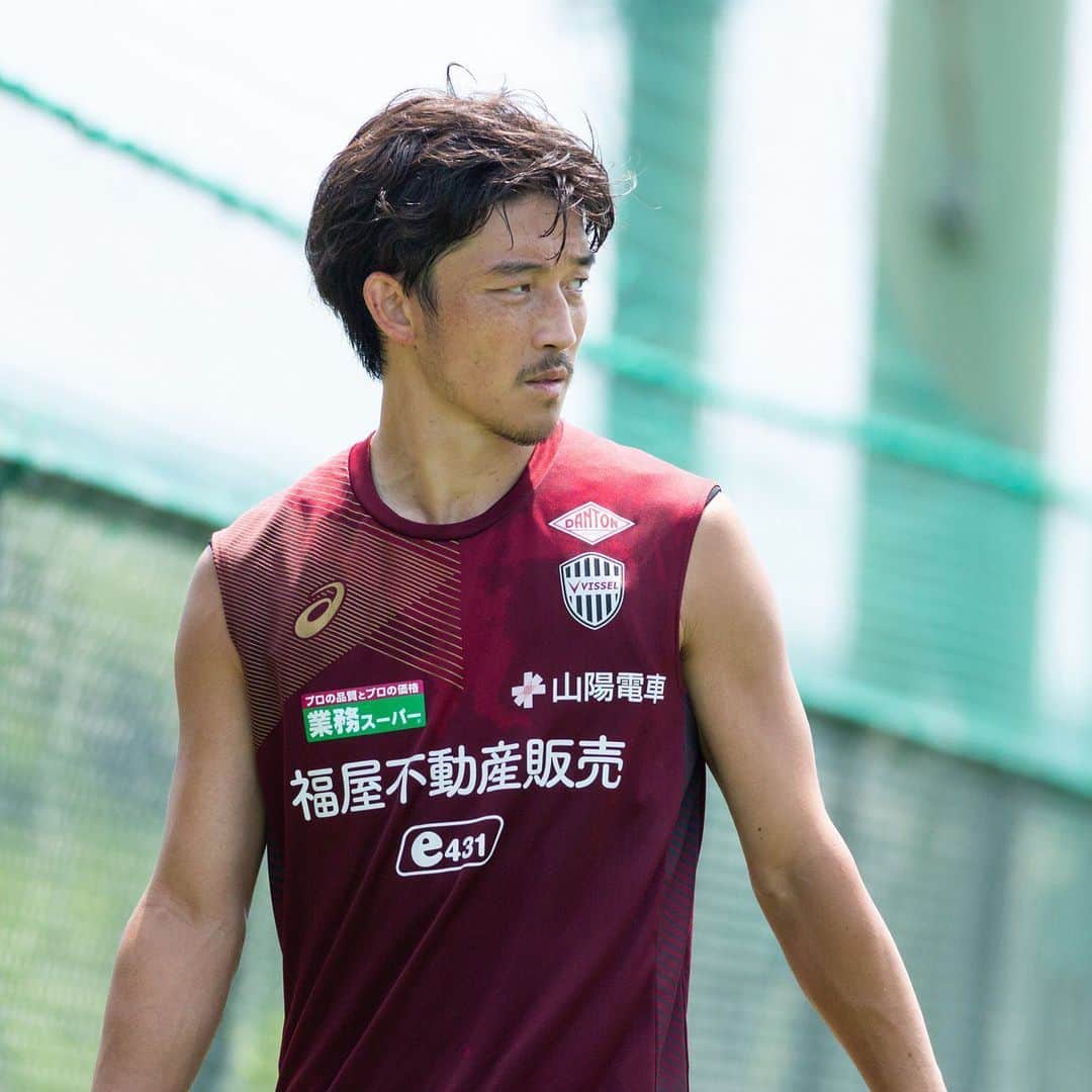 のインスタグラム：「仙台戦まで残り2日です。🔥 2 days until the Sendai match. 🔥 .  #vissel #visselkobe #ヴィッセル #ヴィッセル神戸 #Kobe #神戸 #WeAreKobe #KobeForeverForward #一致団結 #JLeague #Jリーグ #DAZN」