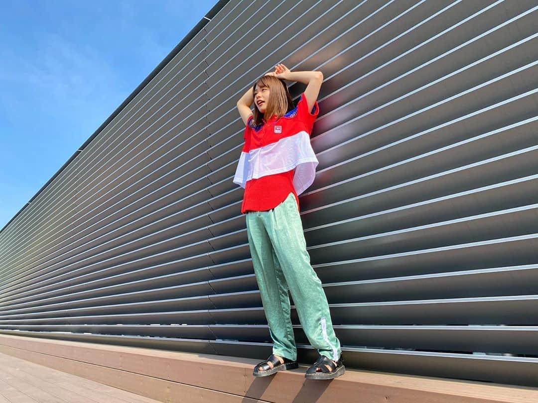 足立佳奈のインスタグラム：「また近々、 みんなを笑顔にできる発表できるように、打ち合わせしてきたよ☺︎」