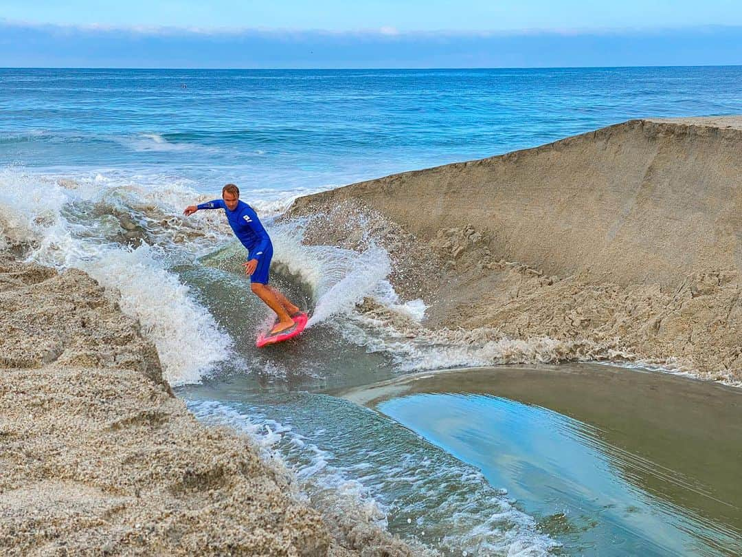 ジェイミー・オブライエンさんのインスタグラム写真 - (ジェイミー・オブライエンInstagram)「Sometimes you gotta make your own waves!!! New Vlog is now live!!!!!!!!!!LINK IN MY BIO 🔥 📷 @Tina.cohen」8月7日 5時04分 - whoisjob