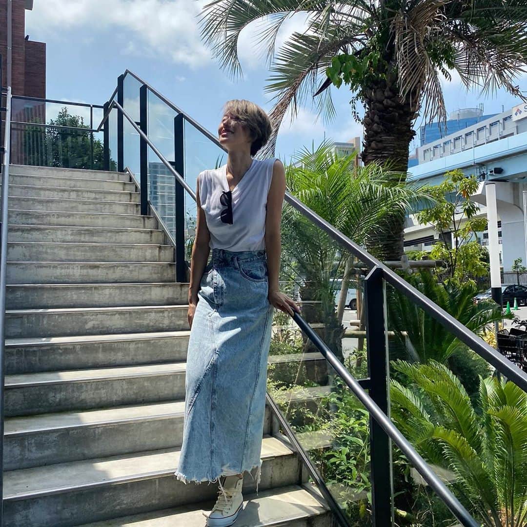 &mのインスタグラム：「昼のゲリラライブみてくれたかな🥳」