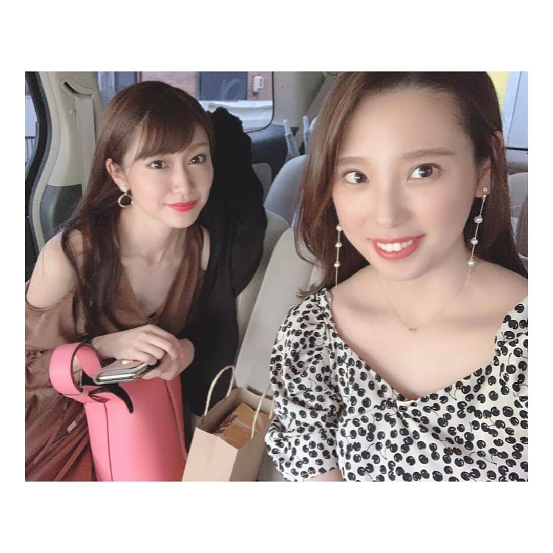 のインスタグラム：「.﻿ 先月、3年ぶりにあずちゃんとお仕事したよ🌷﻿ 相変わらず綺麗で楽しいあずちゃんでした🥰‼︎﻿ コロナ終息したらまた東京で遊んでもらお✨ . #撮影会 #復活祭 #名古屋 #👭」