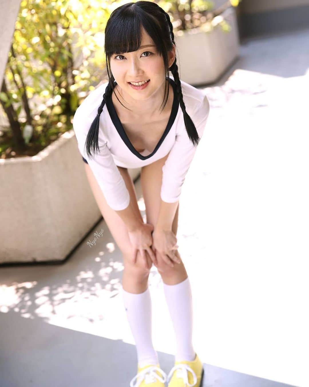 にょにょ（グラドルやAV女優を応援する垢）さんのインスタグラム写真 - (にょにょ（グラドルやAV女優を応援する垢）Instagram)「#あまね弥生  ちゃん。 8月6日のお誕生日おめでとう(・ω・)ノ🌴🎇🎆🎊🎂🎁🎉🎈 . . . . . ちなみに 彼女には、 . . . 神楽坂一二三乃愛美癒亜  ...