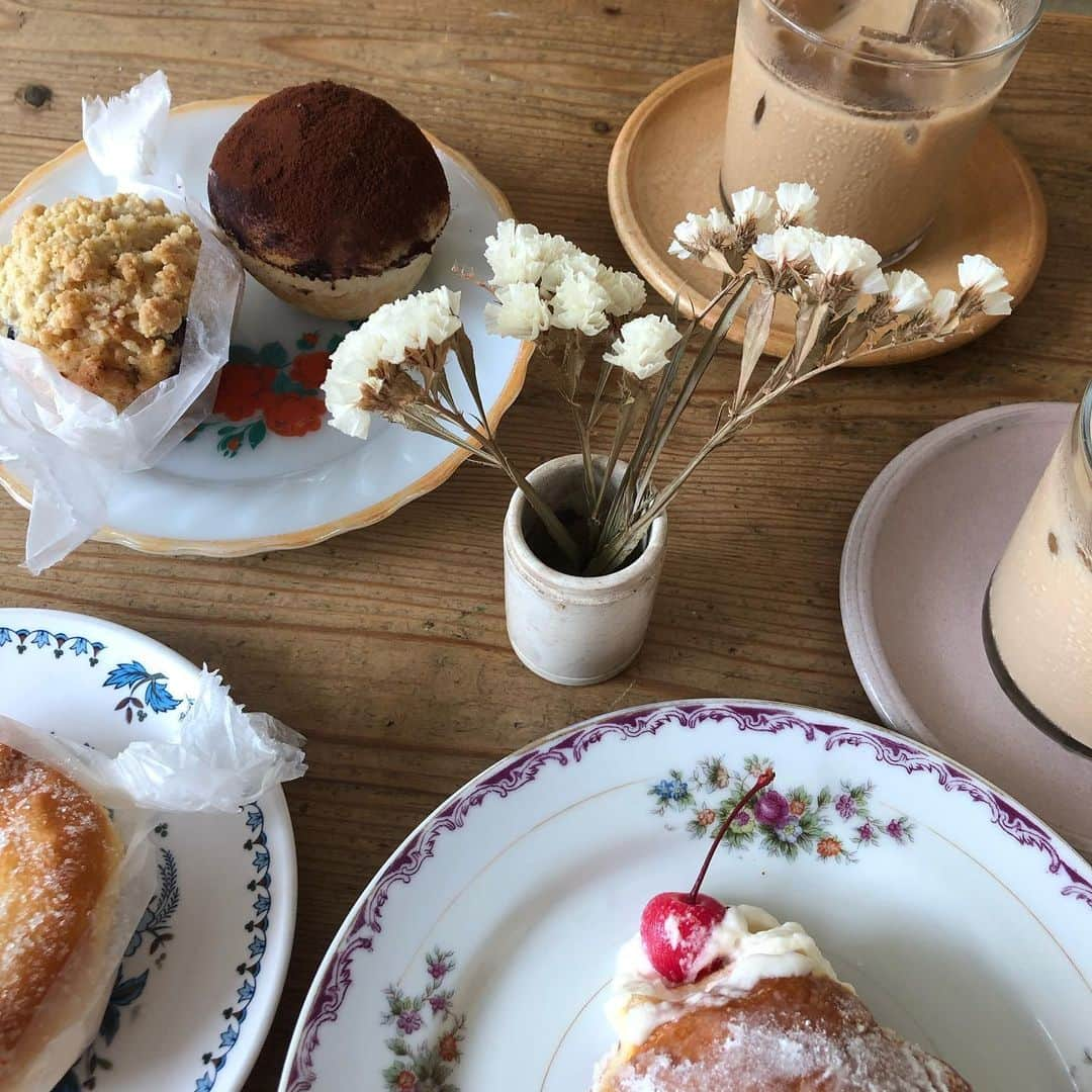 新田湖子さんのインスタグラム写真 - (新田湖子Instagram)「. 甘いもの食べたい‪₍ᐢ › ༝ ‹ ᐢ₎」8月6日 22時07分 - coconitta0809