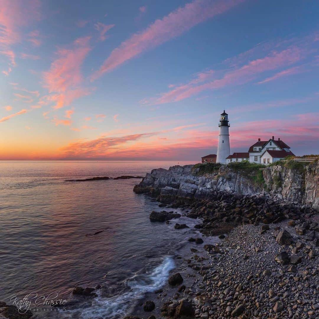 CANON USAさんのインスタグラム写真 - (CANON USAInstagram)「Thank you to #TeamCanon fan @kathychassiephotography for sharing this spectacular shot for last week’s #lighthouse theme! ✨Make sure to check back in tomorrow for our next #CanonFanPhoto theme announcement!  Camera: #Canon EOS 5D Mark IV Lens: EF 16-35mm f/4 L IS USM Aperture: f/11 ISO: 50  Shutter Speed: 1/4 sec」8月6日 22時32分 - canonusa