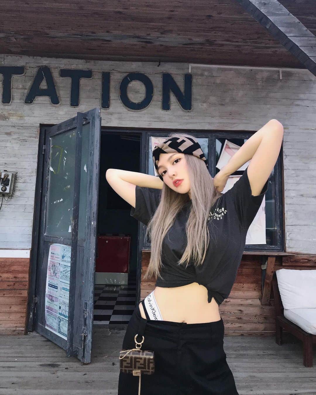 Grace Chowのインスタグラム：「今天是帅的」