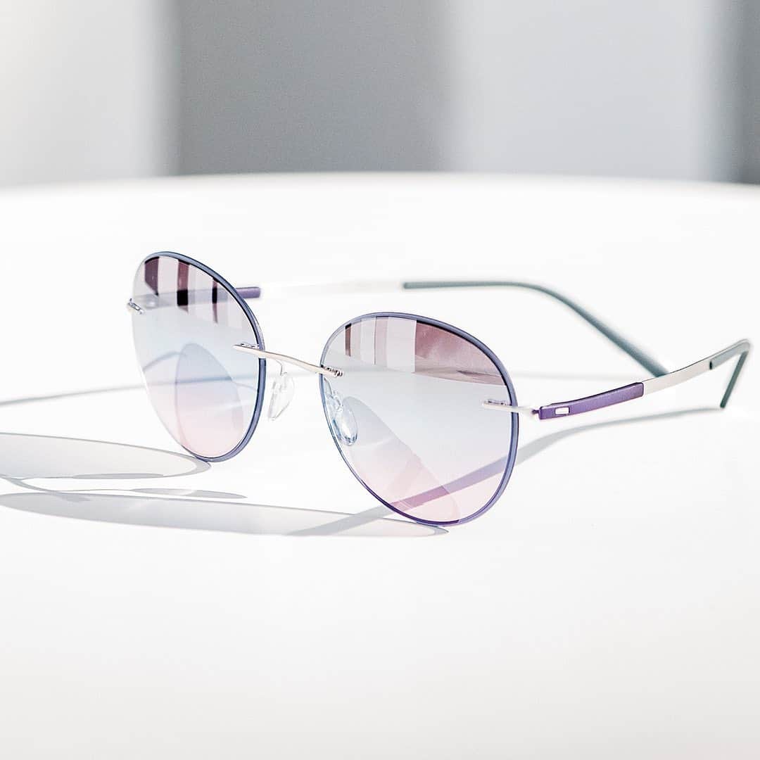 シルエットさんのインスタグラム写真 - (シルエットInstagram)「Elegant, clean lines emboldened by a rich palette of colours: there’s a pair of sunglasses to showcase your personal style. ⁠⠀ .⁠⠀ .⁠⠀ .⁠⠀ #silhouetteeyewear #tryitwearitloveit #eyeweardesign #luxuryeyewear #fashioneyewear #luxurysunglasses」8月6日 23時01分 - silhouetteeyewear