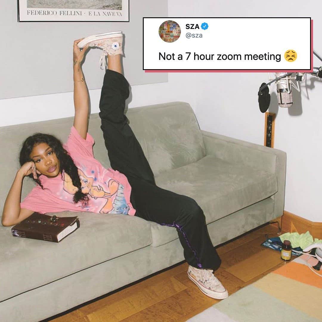 E! Onlineさんのインスタグラム写真 - (E! OnlineInstagram)「When SZA said Tuesday and Wednesday, Thursday and Friday she was singing about the zoom calls on our calendar. (📷: @camraface )」8月7日 0時01分 - enews