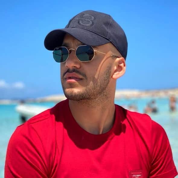 ヘロニモ・ルジのインスタグラム：「Vacaciones 🦀」