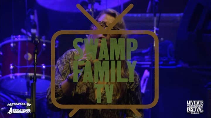テデスキ・トラックス・バンドのインスタグラム：「Tonight on Swamp Family TV, we’re back from hiatus with another full, free show from the TTB archives. Tonight’s episode was filmed at the Levitate Music & Arts Festival in Marshfield, MA on July 12, 2019 and features one long set of TTB music from last year’s Wheels Of Soul Tour. Tune in at 8pm ET at Facebook.com/DerekAndSusan, at Youtube.com/TTBFromTheRoad or nugs.tv and enjoy the show!」