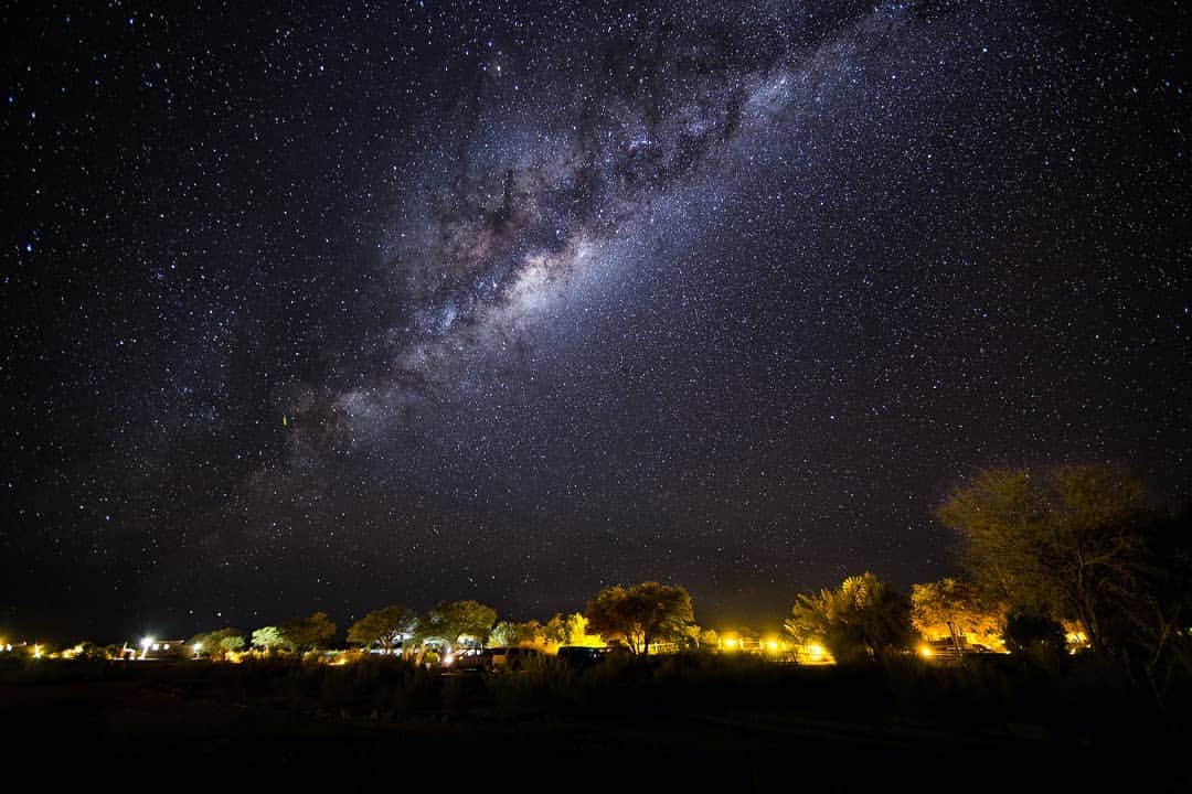 ペイジー・クラッセンのインスタグラム：「Ahh, sleeping under the stars. The calm and stillness as you soak in the fresh air. The awe of the milky way, painted across the sky. The sound of the wind rustling through your tent...is that a bear? The tiny buzz of the most annoying mosquito. What's not to love?  As my enthusiasm for climbing ramped as a teenager, my family's camping trip frequency increased as well. My memories of camping include that night at Shelf Road when the two flimsy poles on our coach's rental tent snapped in the middle of the night, leaving him wrapped in a pile of nylon. The time my teammate left snacks in our tent, presenting the resident chipmunks with an all you can eat buffet. The time I didn't close the cooler tap and a three hour drive to Rifle ended in an 11pm realization that the truck mattress was soaked.  Camping comes with blunders, it's part of the game. Those "oops" turn into funny stories, small deviations from the still perfect camping plan - nights to focus on the details of your surroundings and reconnect with the people you hold dear.  If you're able to get out this weekend, whether in the back country or your backyard to celebrate @eddiebauer's National Sleep Under the Stars Night on August 8, you can avoid my blunders by: making sure your tent is properly staked and supported, never ever leaving food in your tent, and always always closing the cooler tap. Also, if that one mosquito is the deterrent to your night under the stars, consider sleeping with ear plugs - that little blood sucker is going to bite you whether you can hear him or not. Might as well get some good zzz's!  Photo from one of my favorite camping trips - a week-long tour of Namibia's Skeleton Coast back in 2015, where our only blunder was not bringing enough Peanut Butter m&ms. See more from this trip in my stories! #liveyouradventure」