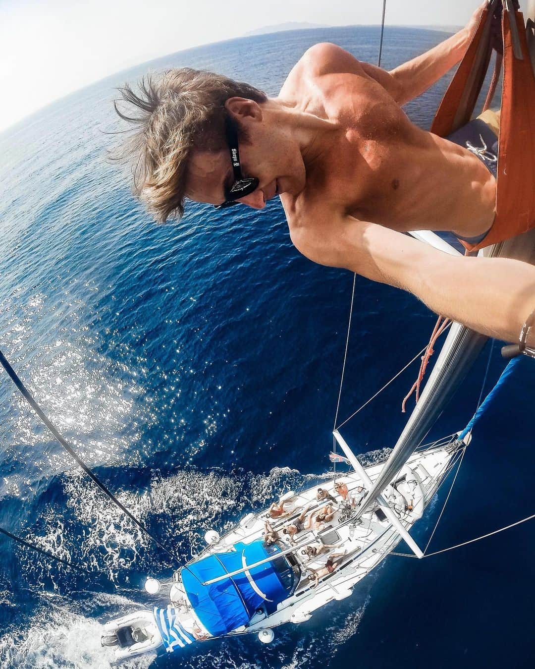 goproさんのインスタグラム写真 - (goproInstagram)「Photo of the Day: How's the weather down there? ⛵️ Oli Ball ⠀⠀⠀⠀⠀⠀⠀⠀⠀ #GoPro #Sailing #Selfie #Greece」8月7日 1時33分 - gopro