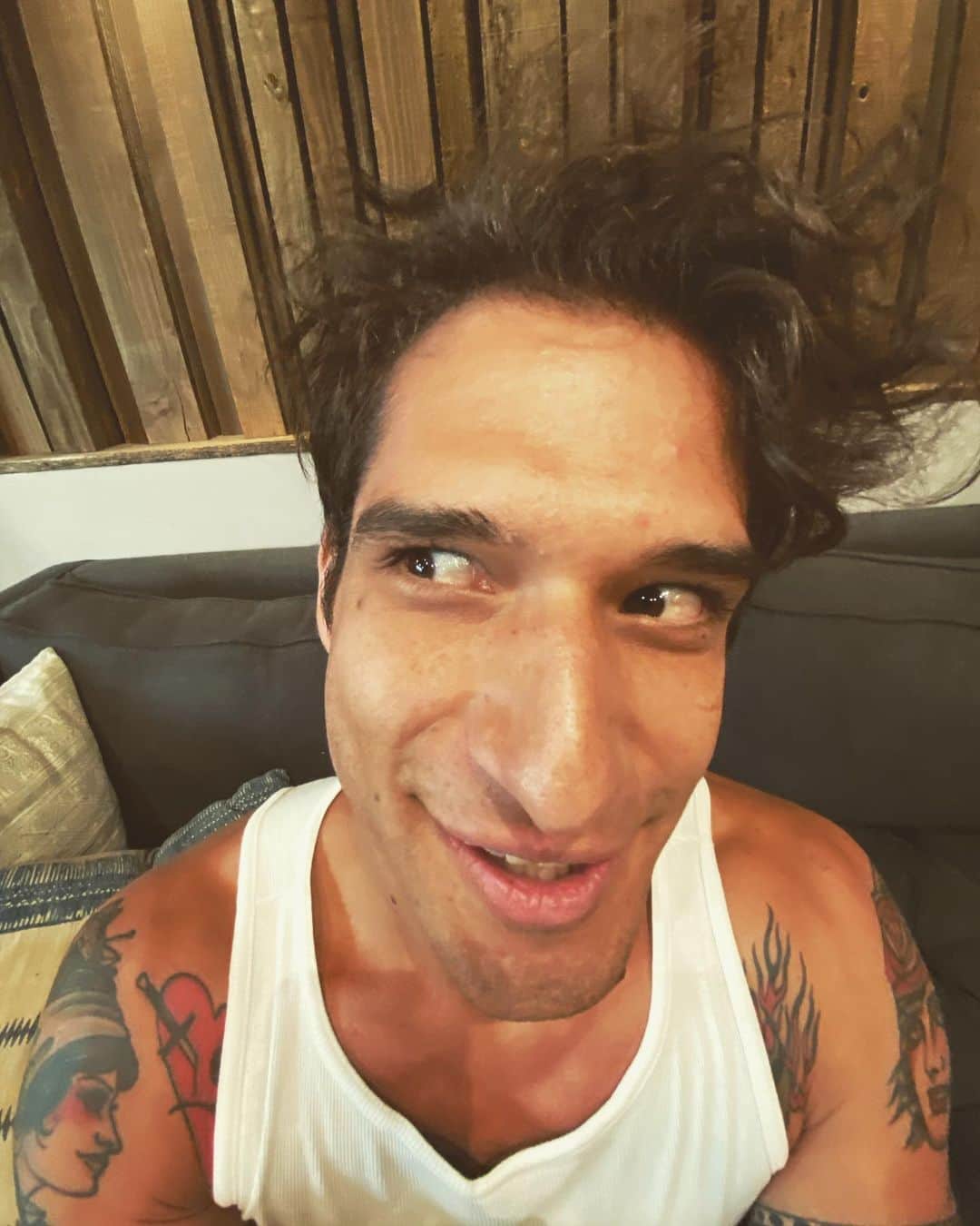 タイラー・ポジーのインスタグラム：「The joker had a studio day 🍆」