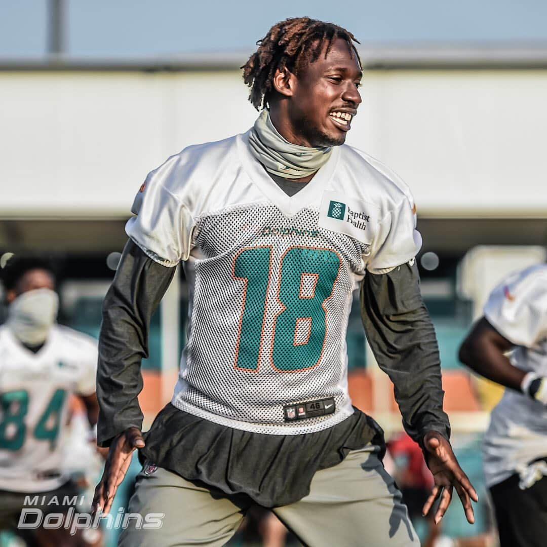 マイアミ・ドルフィンズさんのインスタグラム写真 - (マイアミ・ドルフィンズInstagram)「Joy in hard work ☀️」8月7日 2時30分 - miamidolphins