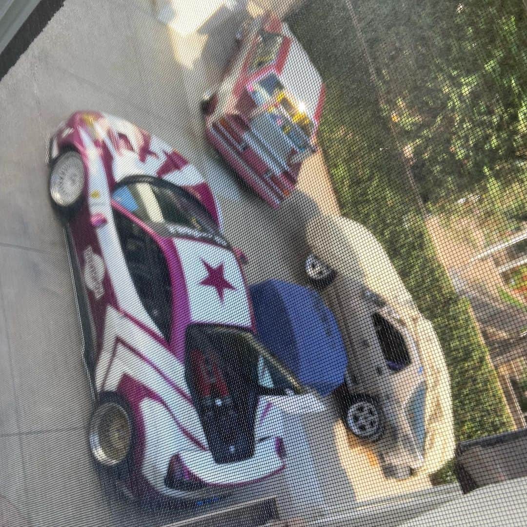 スティーブのインスタグラム：「My 2nd floor view this morning. Nice mix #jdm #kaidoracer #libertywalk #rx7 @effspot 最高の景色」