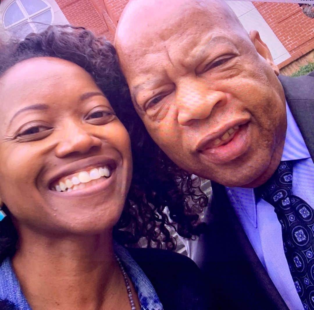 ヒラリー・クリントンさんのインスタグラム写真 - (ヒラリー・クリントンInstagram)「Today is the 55th anniversary of the Voting Rights Act. Congressman John Lewis earned his Good Trouble moniker and icon status the hard way; by committing his life to fight for civil rights and “justice for all” in America. With John Lewis: Good Trouble I had the opportunity to produce a movie about one of America’s most beloved superheroes. Now, we are tethered together through our shared love of images and storytelling. You are a part of me forever. Now you will never be rid of me. Good times. Good Trouble. Goodnight. XO, e. #BoyFromTroy  John Lewis taught us that the most powerful, nonviolent, tool for change, in the movement was the right to vote. So everyday he works hard to defend and protect that right for everyone. He saw the right to vote as the cornerstone and proof of life for a strong democracy. And he has skin in the game. He’s shed tears and blood to keep the vote safe, because he knows that’s what truly makes America great. And to maintain the conditions for freedom and justice, all American’s must fight to keep the ability to have their voices heard. Voting is that voice, it’s a powerful tool and John Lewis was its fierce guardian. What are you willing to do to protect this sacred right now that he’s gone?  A footnote. I saw two photographs taken during his funeral tour. One outside the Capitol in Alabama and another outside the Capitol in DC while he laid in state. Both images had a double rainbow in them. I was fascinated by the coincidence and decided that it was not coincidence it was destiny. It was John Lewis speaking to us from the upper room. I looked it up and one definition said it was from your loved one vowing to that they would never leave you. That they would look after you in time of need, during times of celebration. They will always look after you. And with the Boy from Troy in our corner, nothing can stand in our way. March on!」8月7日 3時00分 - hillaryclinton