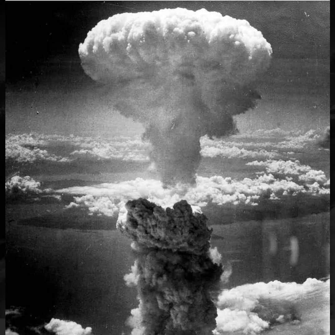 Kishi Bashiのインスタグラム：「Hiroshima. August 6th, 1945. Exactly 75 years ago today, over 70,000 men, women, and children were instantly vaporized. I’m at a loss of  words on how important it is to  remember history.」