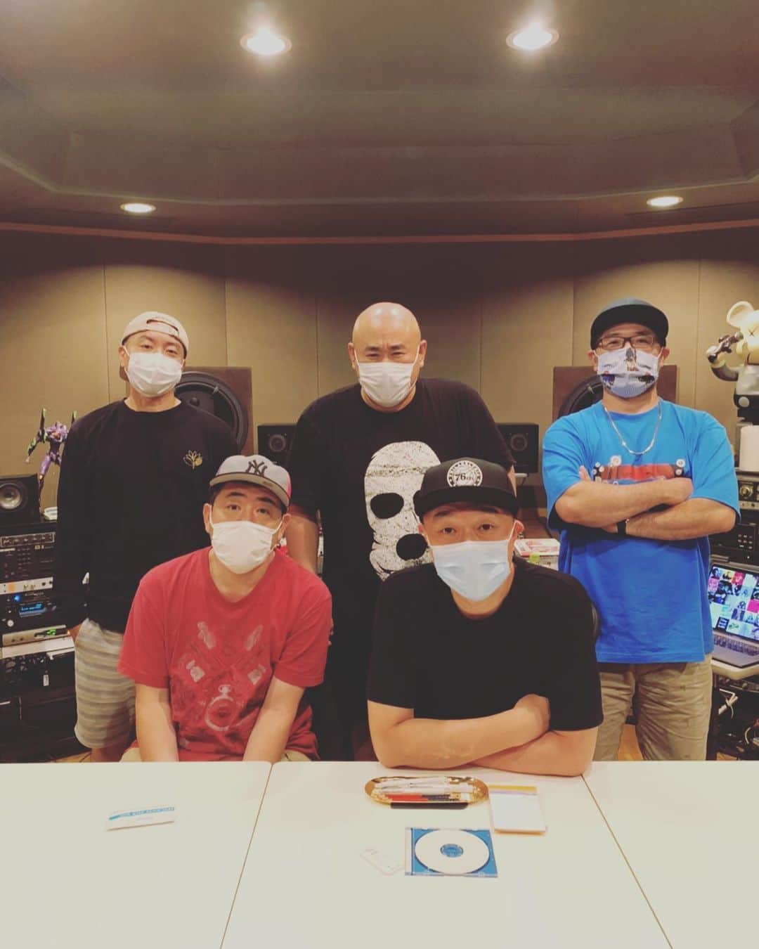 MACKA-CHINのインスタグラム：「とある企画で新曲作りました。自分はトラックを担当しております。MIXは @doiidp くん。最高な1日になりました。ありがとうございます。」