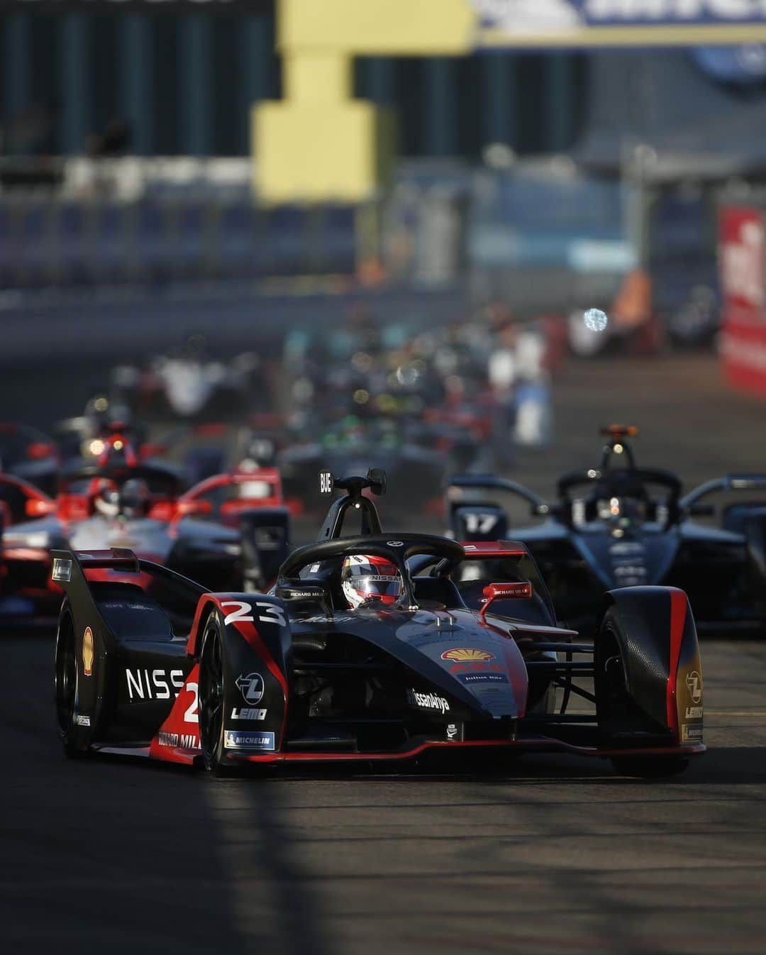 セバスチャン・ブエミさんのインスタグラム写真 - (セバスチャン・ブエミInstagram)「#BERLINEPRIX P2 🥈! Thanks to the whole @nismo @nissanedams team for their hard work and dedication 🚀 Focus is now on for the next ones! 📸 LAT」8月7日 4時20分 - sebastien_buemi