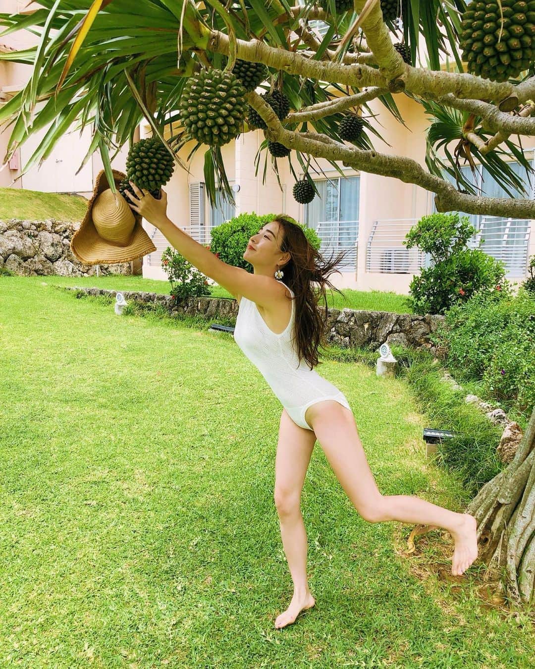 齊藤家澄さんのインスタグラム写真 - (齊藤家澄Instagram)「この木なんの木!!!🌳w  #ビジョビ」8月7日 14時57分 - kanchi_w