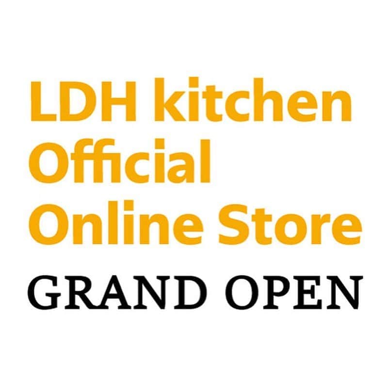 LDH kitchenさんのインスタグラム写真 - (LDH kitchenInstagram)「. LDH kitchenのコーポレートサイトのリニューアルと同時に、  LDH kitchen Official Online Storeが2020年8月7日(金) よりオープン！  LDH kitchenならではな商品企画を、Official Online Storeを通じてお届けしていきます！  また、SNSやBlogコンテツを使い、皆さまと一緒に取り組むことで完成するページを立ち上げました。  今まで、見るだけのサイトから、LDH kitchenを発信する担当者の1人として参加していただき、皆さんと作るサイトとなっております。   今後の新商品もお楽しみに！  ________________________________ LDH Kitchen Official Online Store OPEN記念につき be my selfから ◇『BATH SALT & LIP BALM N』限定セット  販売価格 2,970円（税込）→ 特別価格 2,000円（税込）  井上チンパンジーから ◇『井上てっつ ショルダーポーチ & ア〜イアイ箸』限定セット 　販売価格 4,000円（税込）→ 特別価格 3,000円（税込）  を、個数限定、特別価格にてご用意いたしました！  お求めはLDH kitchen Official Online Storeにて！　  ________________________________ LDH kitchen WALKABOUT 47.JAPAN の新たな取り組みとして [ LDH kitchen ＋ team ] が始動します！    LDH kitchenでは、”食もエンタテインメント”を掲げ、今まで見るだけのサイトから、LDH kitchenの食を通して想いを発信する担当者の1人として参加していただき、皆さんと作るサイトとなっております。LDH kitchenのチームとなる機会がある場所をご用意しました。    ◯ Kstagramer（ケースタグラマー）  LDH kitchenから提案される商品や商材を、素敵にご紹介してくださる方の投稿ページを掲載させていただきます。ハッシュタグ（＃）で全国のインスタグラムの投稿記事を探し、お写真、投稿テキストを拝見させていただき、LDH kitchenのインスタグラマーチームとして参加していただく企画となります。  ハッシュタグ使って[ LDH kitchen ＋ team ]の機会をご活用ください！   ◯ K_weblog（ケーブログ）  Kstagramerにて、LDH kitchenから提案される商品や商品を活用したライフスタイルを、素敵にご紹介してくださるケースタグラマーの中から、更にLDH kitchen公式のブログページの記者とし、ブログページを担当していただきます。  ケーブロガーとして、LDH kitchenチームの一員になり一緒に盛り上げてください！  ________________________________  ●LDH kitchen Official website   https://ldhkitchen.co.jp/   ●LDH kitchen Official Online Store   https://webshop.ldhkitchen.co.jp/  . @inouechimpanzee1122 @bemyself_n @ldhfarm_official @madebyaij @pokinometry.id @salon_juniper @shinkozenji.foodlife @chef_tatsuro #LDHkitchen #onlinestore #Kstagramer #ケースタグラマー #k_weblog #ケーブログ #WOLKABOUT47POINTJAPAN #WA47PJ」8月7日 15時06分 - ldhkitchen_official