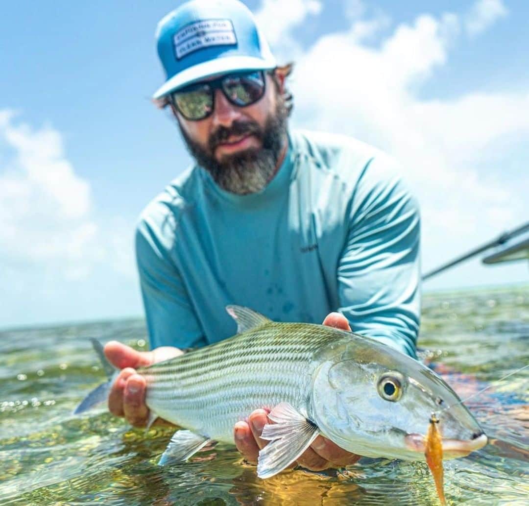 Costa Sunglassesのインスタグラム：「@brandoncyrkw and @tbro44 on a few tailers waiting for the cloud cover to clear up. #SeeWhatsOutThere #BornOnTheWater」