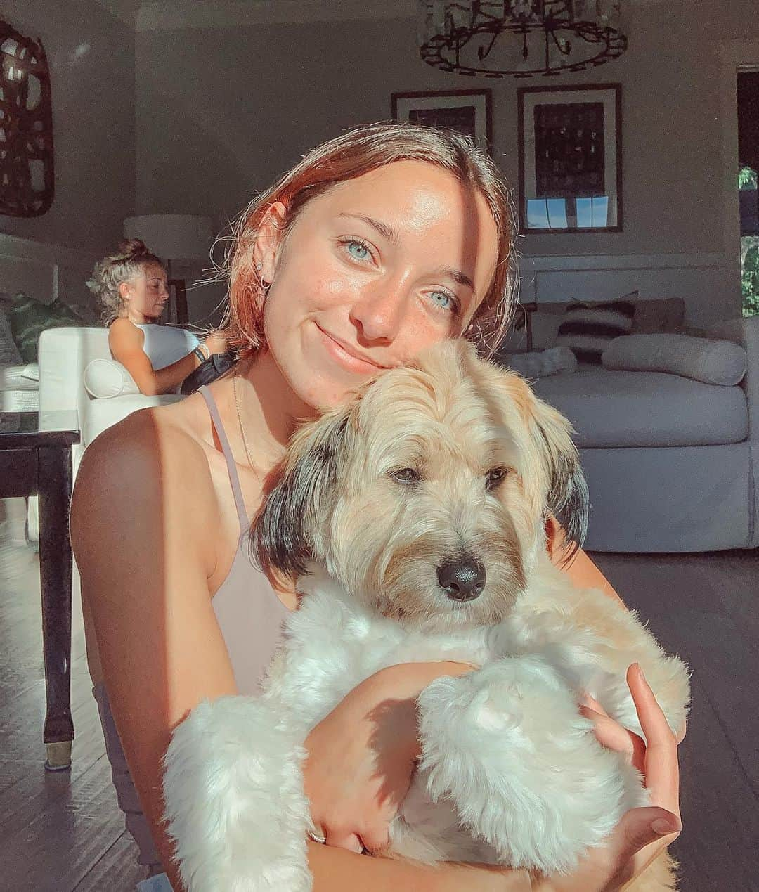 Brooklyn and Baileyさんのインスタグラム写真 - (Brooklyn and BaileyInstagram)「I don’t care who you are, that second pic is cute😍」8月7日 8時11分 - brooklynandbailey