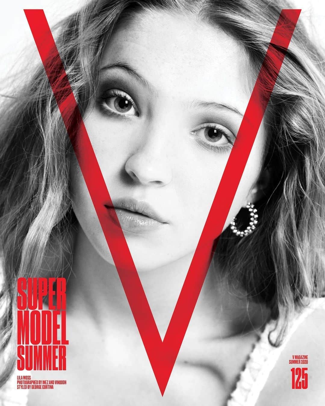 V Magazineさんのインスタグラム写真 - (V MagazineInstagram)「The next generation of supermodels gets remixed! ✨ The final model in our lineup is @lilamoss! Lila is reimagined into a modern-day Victorian collage by artist @julialillardart. Selected by photography duo @inezandvinoodh and @doubledutchcash—the new cash gifting platform with artist-curated digital cards and seamless money transfer, the Oklahoma based artist captures the classic English charm that Lila embodies with a surreal digital collage! ♥️  In addition, this special edition issue has been laminated with an anti-bacterial coating, a first in fashion magazine history! Head to the link in bio to order the limited edition box-set! — Photography by @inezandvinoodh Artwork by @julialillardart Model: @lilamoss (@katemossagency) — Sign-up at doubledutch.cash to join the waitlist and qualify for early access to the new app!」8月7日 9時39分 - vmagazine