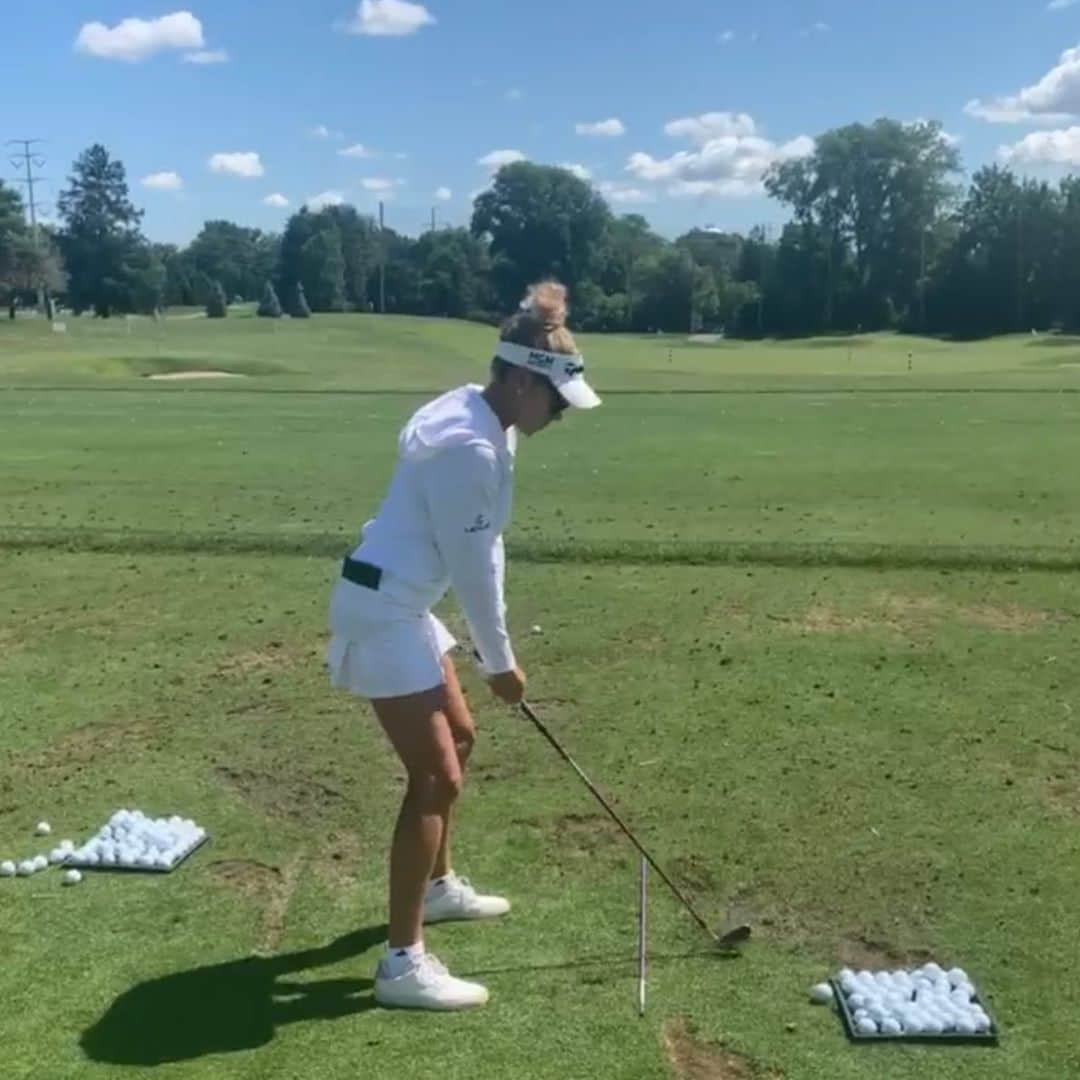 ナタリー・ガルビスさんのインスタグラム写真 - (ナタリー・ガルビスInstagram)「Round One...@marathonlpga. I really enjoying being back at this venue and of course in Toledo. Lots of memories here!!」8月7日 10時26分 - nataliegulbis