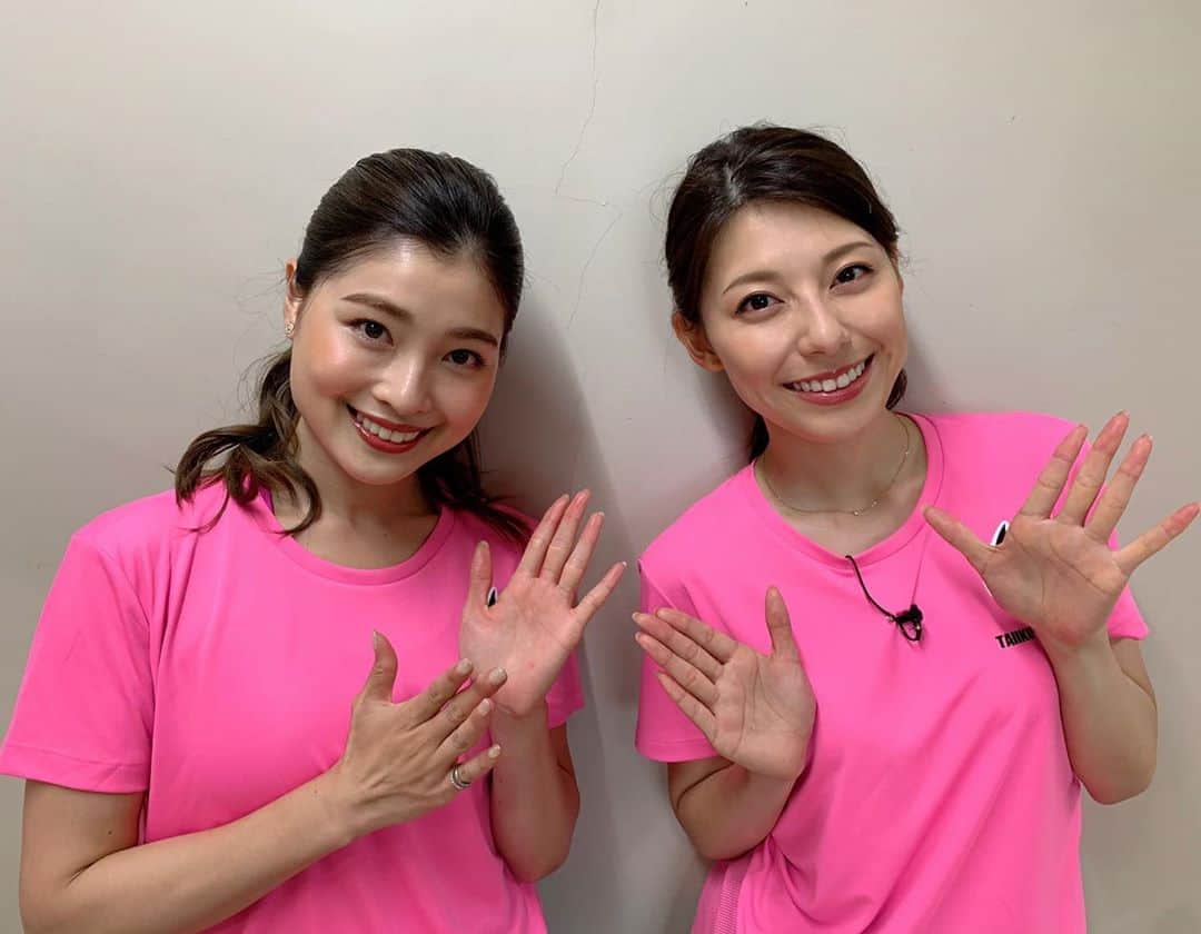 のインスタグラム：「. . 載せそびれていた土屋炎伽さんとの写真🤳 第一走でチームに勢いをつけてくれました🔥 同い年で、共通の知り合いも多かったので お話しできて嬉しかったです😊  今日23:30〜はnews23です！ そして、産休に入られた古谷アナから 土曜14:55〜のTBSラジオ 『毎日がスペシャル！BS-TBS』を引き継ぎました。 明日から放送です📻」