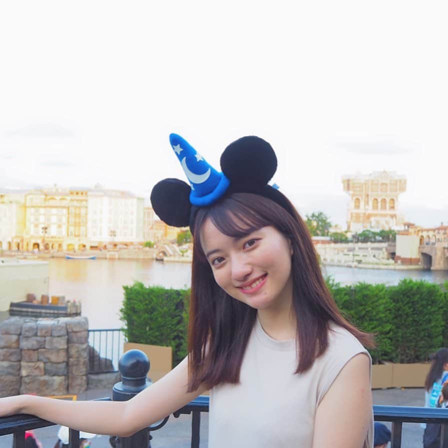 美詞のインスタグラム：「先日、ディズニーシーに行ってきました✨久しぶりにレイジング乗れたのが嬉しかったなぁ😌💗  （ソーシャルディスタンスを保ち、写真を撮るときだけマスクを外しています。）」