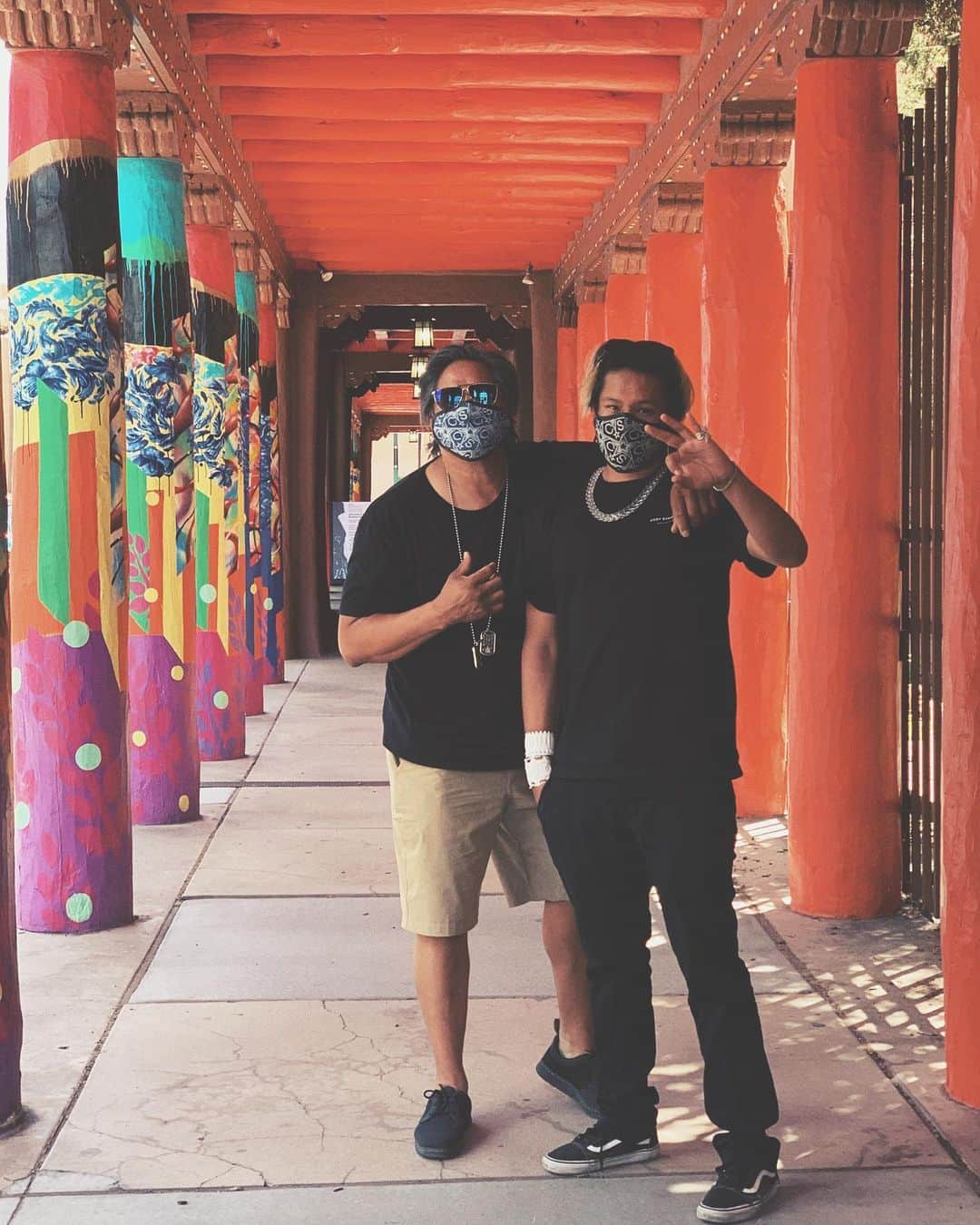 コディ サンダーソンのインスタグラム：「LIKE FATHER LIKE SON #BeatTheVirus #Covid19  #CodySanderson」