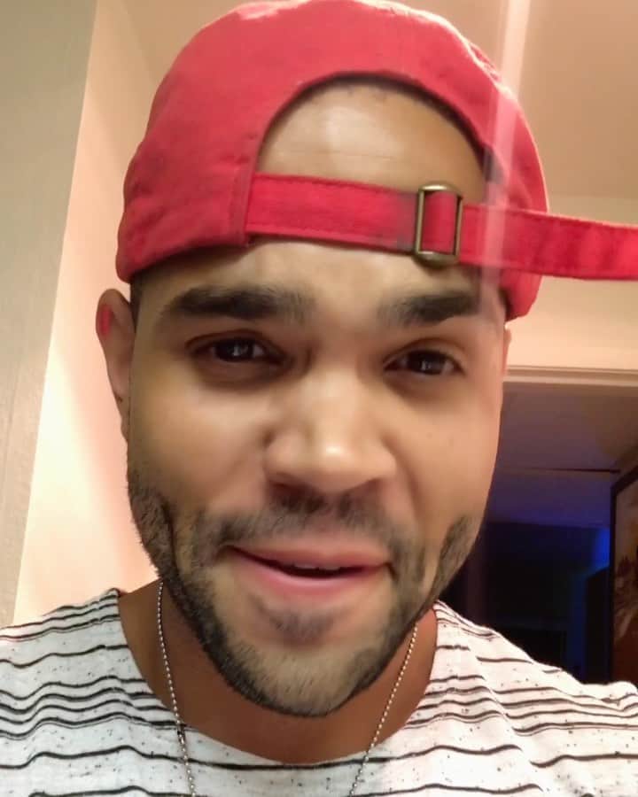 ディジョン・タルトンのインスタグラム：「Good to know...」