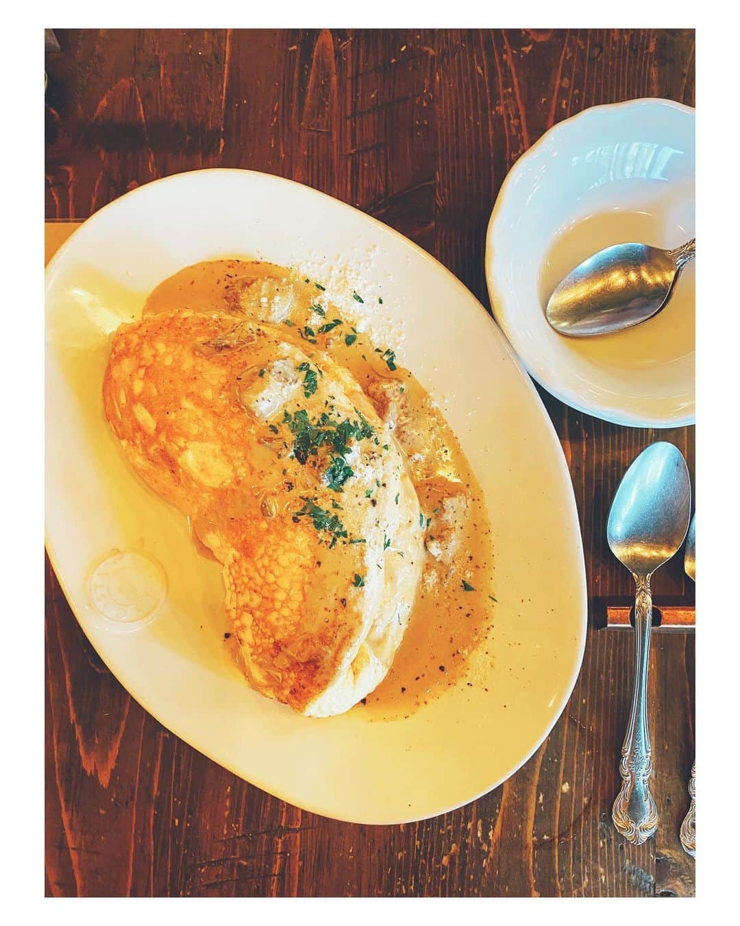 遠海まりこさんのインスタグラム写真 - (遠海まりこInstagram)「ここのこれが﻿ ———————————————————————﻿ ﻿ ﻿ ﻿ ﻿ ﻿ 美味しい。﻿ ﻿ ﻿ ﻿ ﻿ ﻿ ﻿ #egg #eggplate #omelette #fluffyomelette #superfluffysouffleomelette #recommendations #tokyo #foodies #japan #bistrochick #higashiazabu」8月7日 11時50分 - marikotohmi99