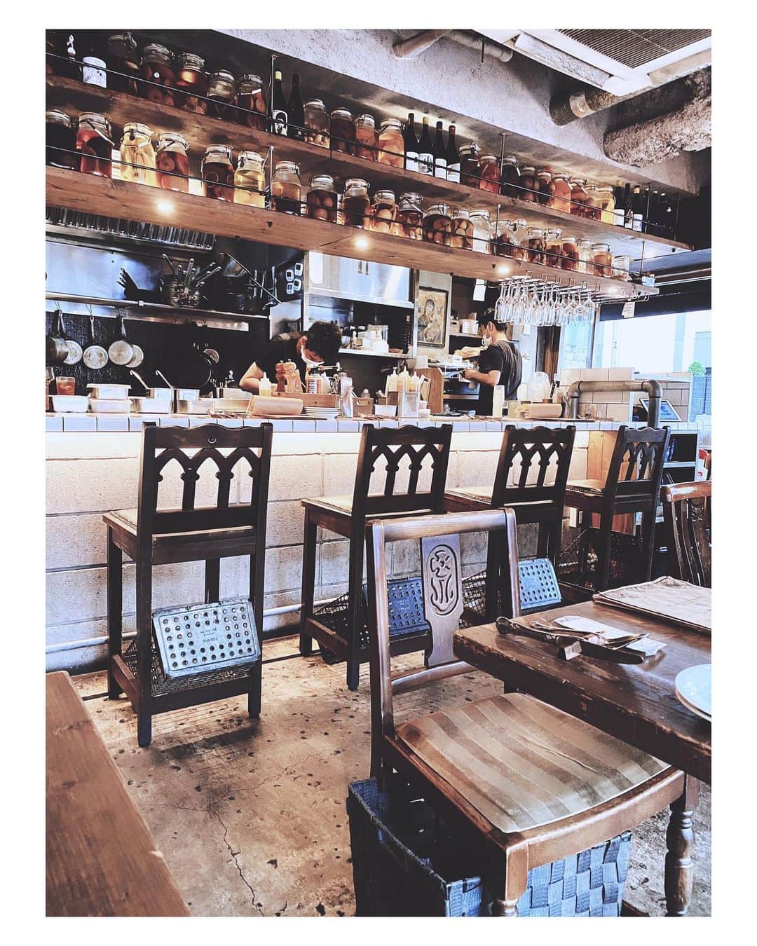のインスタグラム：「ここのこれが﻿ ———————————————————————﻿ ﻿ ﻿ ﻿ ﻿ ﻿ 美味しい。﻿ ﻿ ﻿ ﻿ ﻿ ﻿ ﻿ #egg #eggplate #omelette #fluffyomelette #superfluffysouffleomelette #recommendations #tokyo #foodies #japan #bistrochick #higashiazabu」