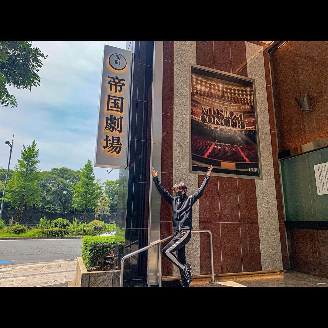 山崎育三郎さんのインスタグラム写真 - (山崎育三郎Instagram)「. ただいま  いやーなんだかグッとくるものがありました。  帝劇コンサートリハーサルしてきましたよー  配信もあるから、みんなみてね。  #帝国劇場 #帝劇コンサート」8月7日 13時06分 - ikusaburo_yamazaki