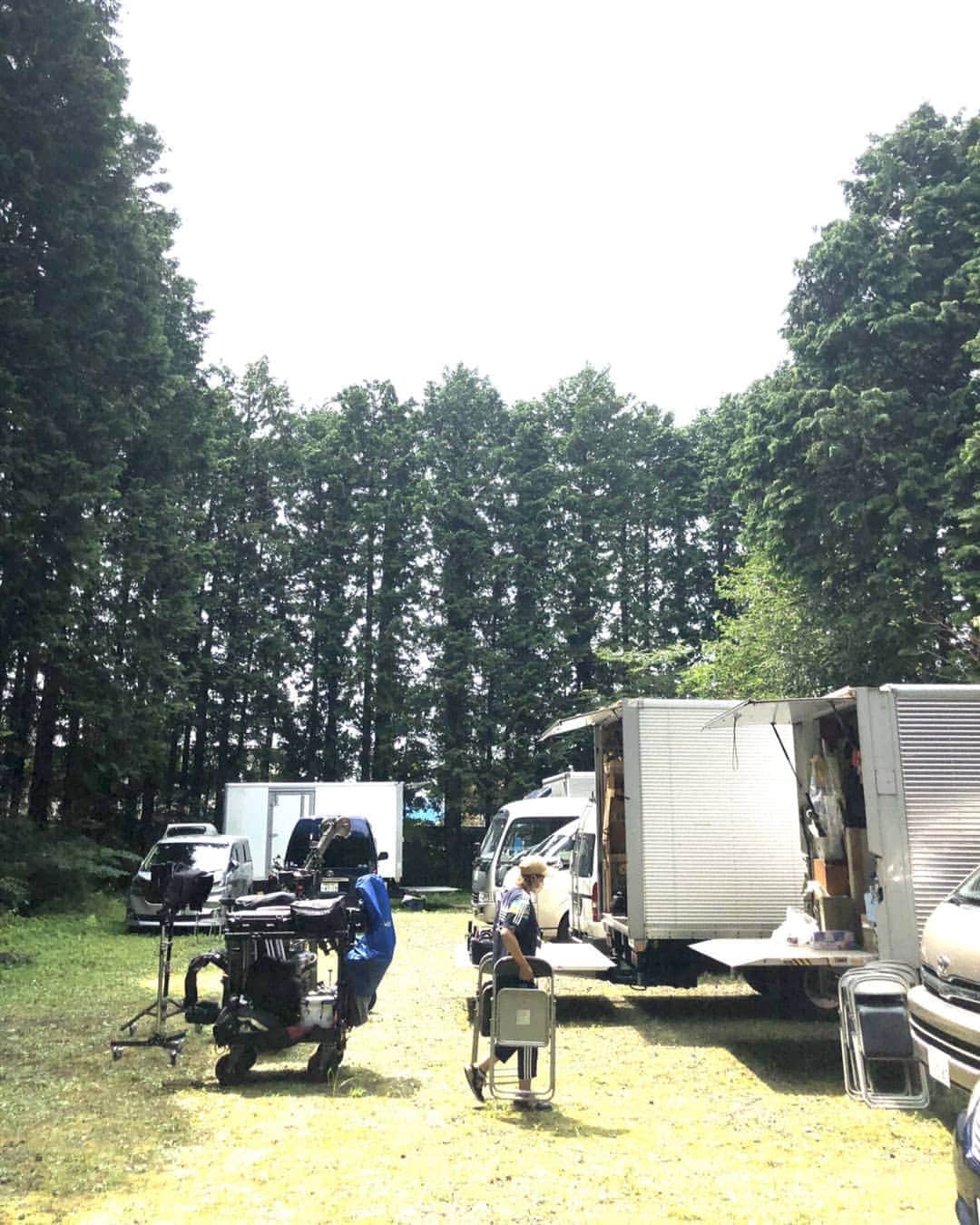 のインスタグラム：「森ロケ✌️都内よりは涼しい✌️ 【by 光石】」