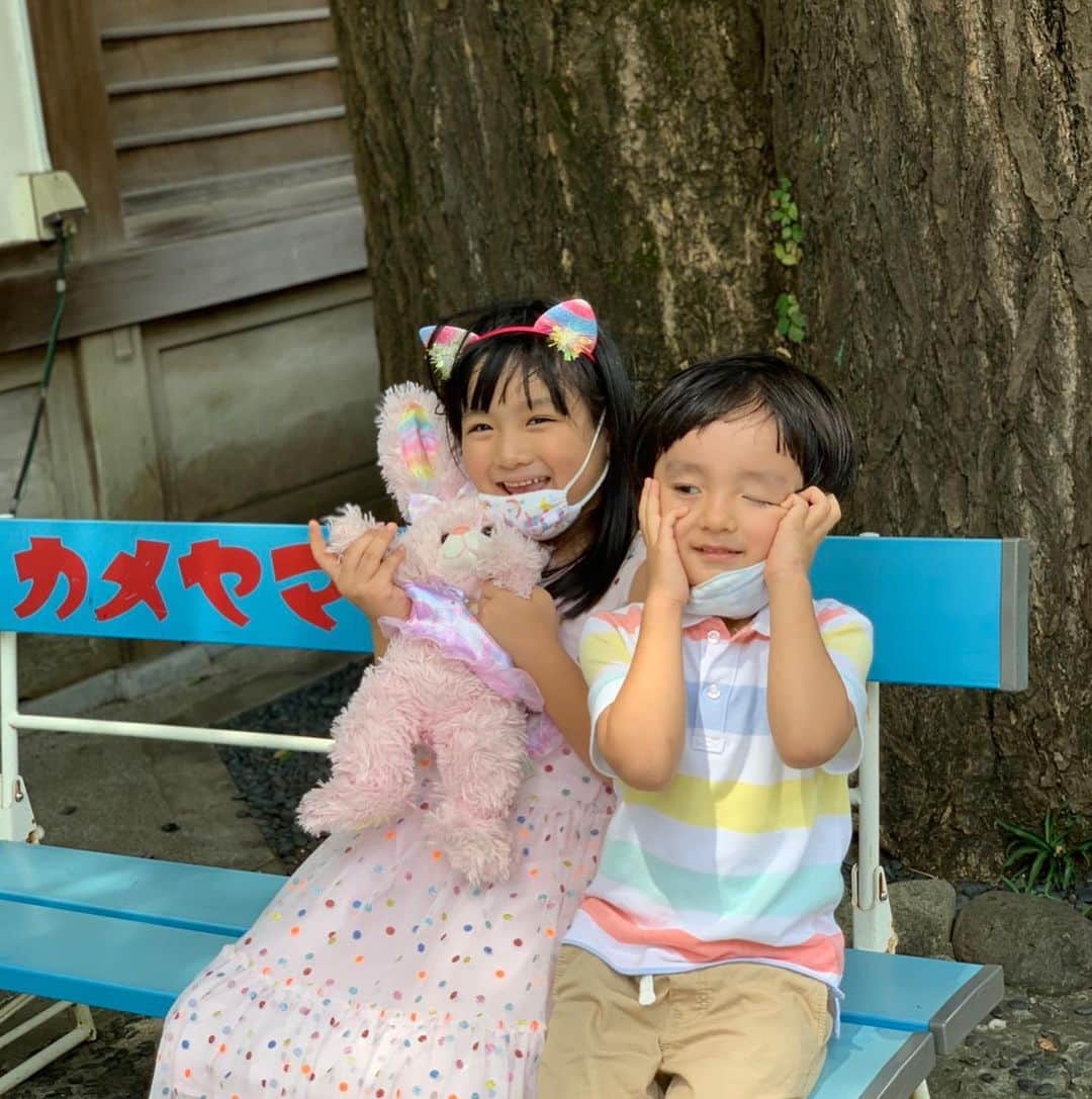 のインスタグラム：「夏日ねえ🍧☀️🎵」