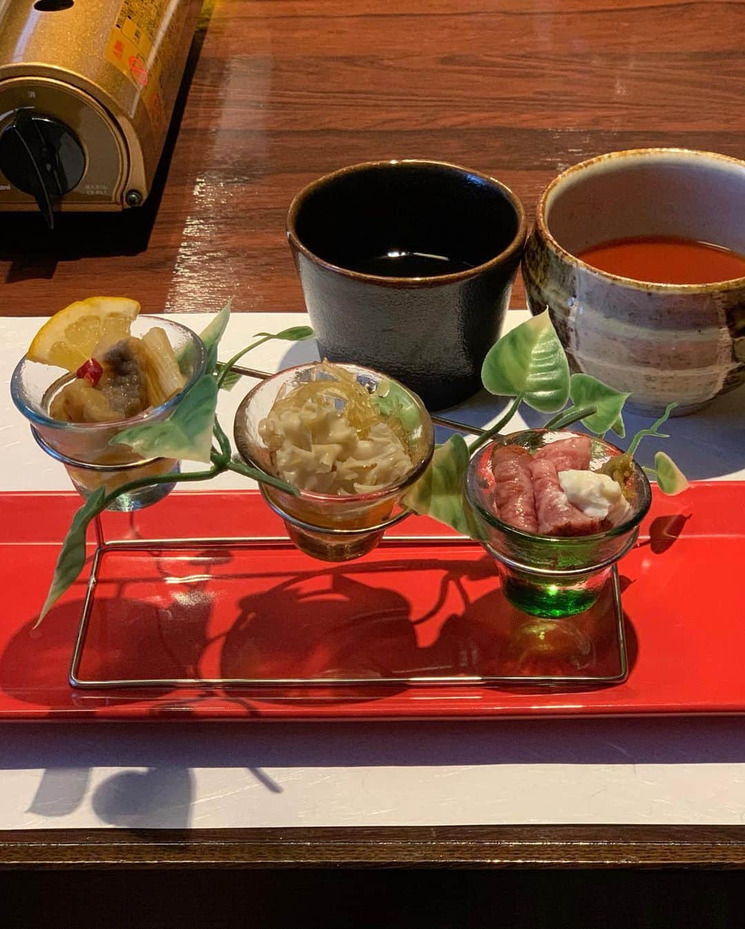 岩本煌史さんのインスタグラム写真 - (岩本煌史Instagram)「本日は、徹底した予防と細心の注意を払い、お世話になっている方々と諏訪回廊　客人（まろうど）様へ行ってきました。  どれだけ美味しかったかは、写真を見て頂ければ分かると思います🤔✨  素晴らしい縁と出会いに感謝です🙇‍♂️✨ ※写真撮影時のみ、マスクを外しています。  #ajpw #ajpwtv #wrestling  #プロレス #岩本煌史 #第53代世界ジュニアヘビー級王者 #三重県 #四日市 #諏訪 #諏訪回廊客人 #客人 #まろうど #マロウド」8月7日 23時06分 - koji_iwamoto