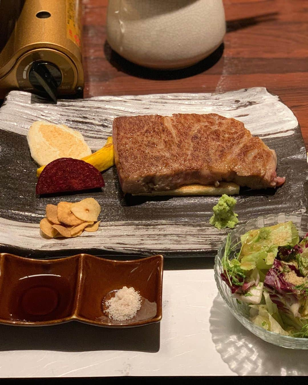 岩本煌史さんのインスタグラム写真 - (岩本煌史Instagram)「本日は、徹底した予防と細心の注意を払い、お世話になっている方々と諏訪回廊　客人（まろうど）様へ行ってきました。  どれだけ美味しかったかは、写真を見て頂ければ分かると思います🤔✨  素晴らしい縁と出会いに感謝です🙇‍♂️✨ ※写真撮影時のみ、マスクを外しています。  #ajpw #ajpwtv #wrestling  #プロレス #岩本煌史 #第53代世界ジュニアヘビー級王者 #三重県 #四日市 #諏訪 #諏訪回廊客人 #客人 #まろうど #マロウド」8月7日 23時06分 - koji_iwamoto